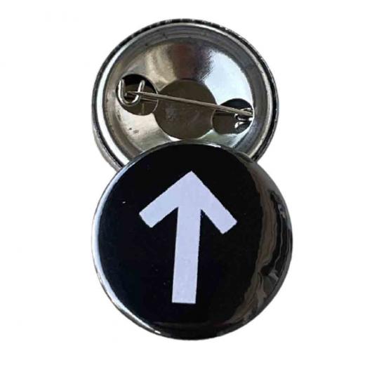 Tyr / Tiwaz Rune (Button)