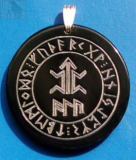 Amulett eines Kämpfers mit Schutzformel ALU (Wasserbüffelhorn)