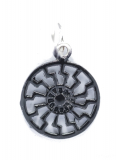Schwarze Sonne - klein geschwärzt (Kettenanhänger in Silber)