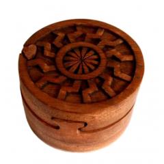 Black sun (wood jewelery box)